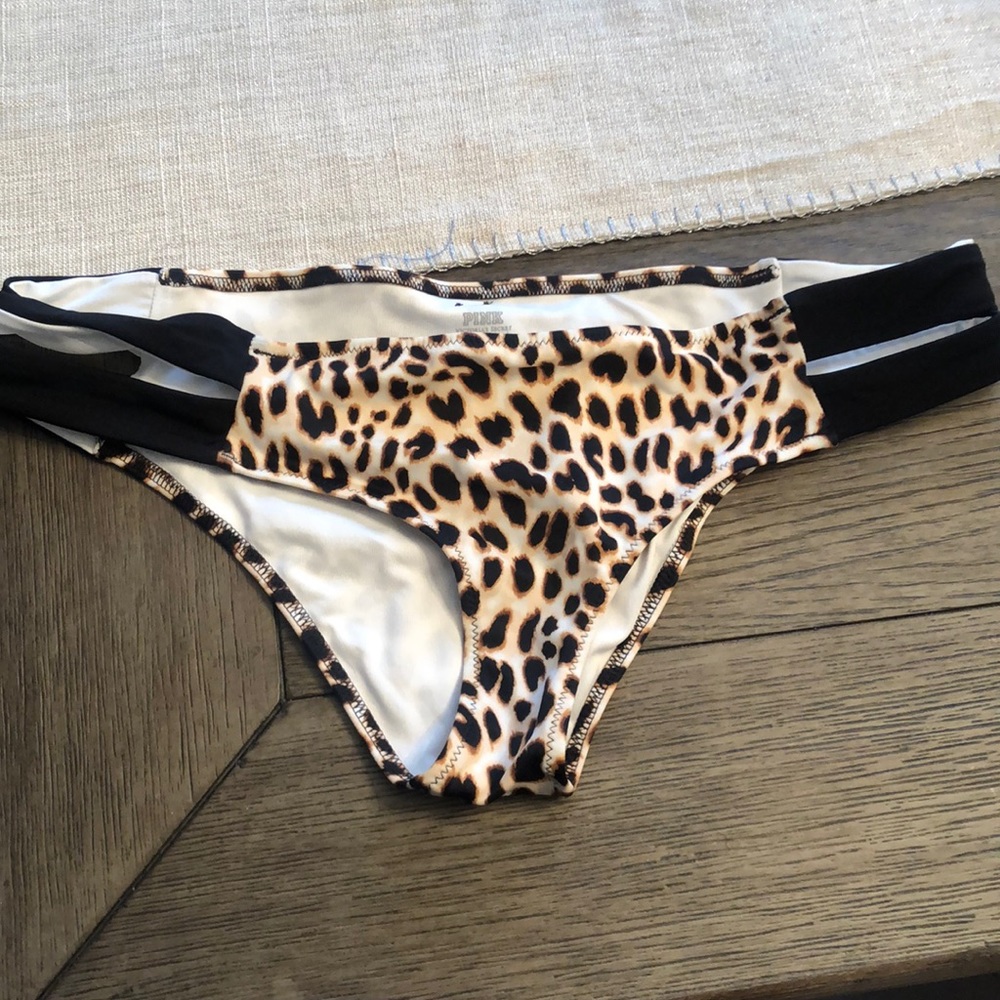 Cheetah cut out bikini bottom